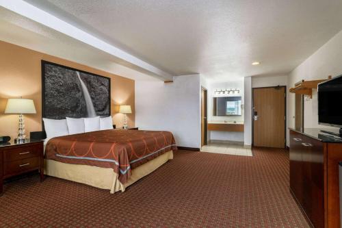 Super 8 by Wyndham The Dalles OR