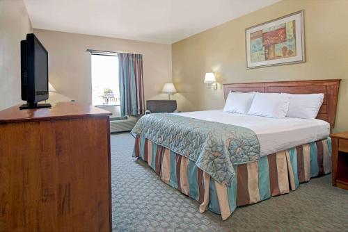 Days Inn by Wyndham Downtown St. Louis in Saint Louis, USA