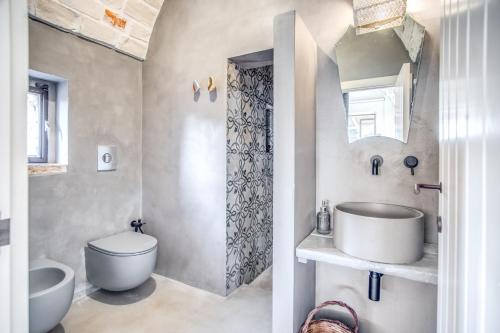 Trulli cicale e olive Trulli cicale e olive