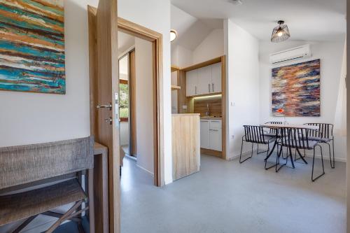 Apartmani Jezera Village