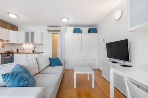 Attractive Njegoševa Apartment with a Balcony, Lublana (zdjęcie 11)