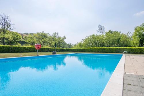 Skats, HOST4U - LISA&MAGGIE Pool Apartments with Beautiful View on Lake of Garda in Muscoline
