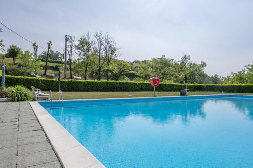 Skats, HOST4U - LISA&MAGGIE Pool Apartments with Beautiful View on Lake of Garda in Muscoline