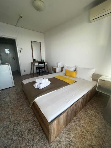 Hotel Varshava - image 2