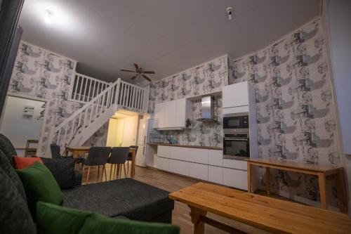 Abisko Guesthouse & Activities in Abisko