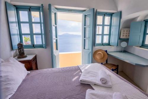 Zoe Aegeas Traditional houses 2