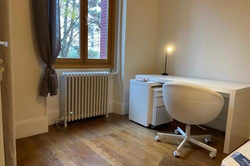 The Berriat Spacious T4 3 Bedrooms