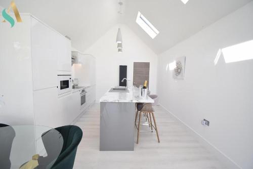 Oak Lodge - West Kingsdown - image 10