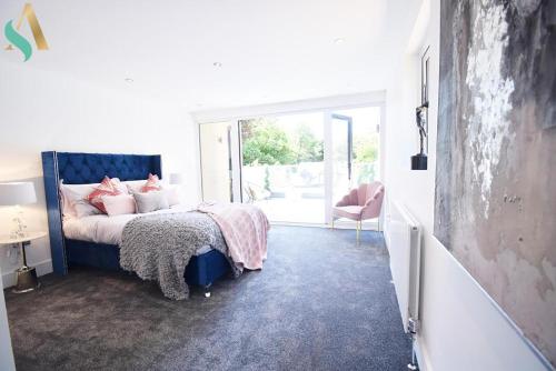 Oak Lodge - West Kingsdown - main image
