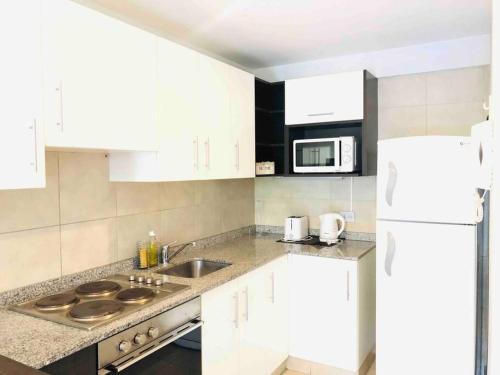 Kitchen, Avenida Federico Lacroze 3-5 in Chacarita