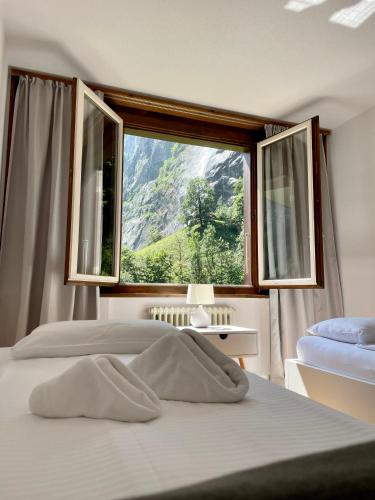 Breathtaking Waterfall Apartment in Lauterbrunnen