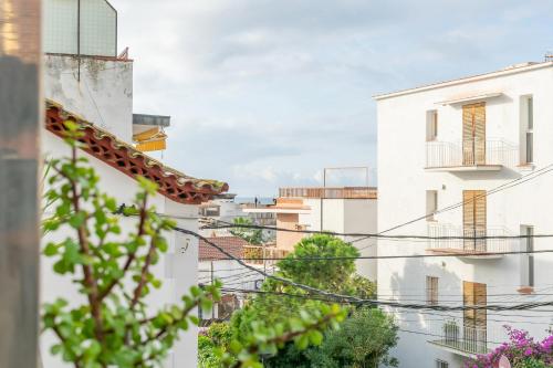 Sant Sebastià Moderno apartamento a 100 metros de la playa - image 5