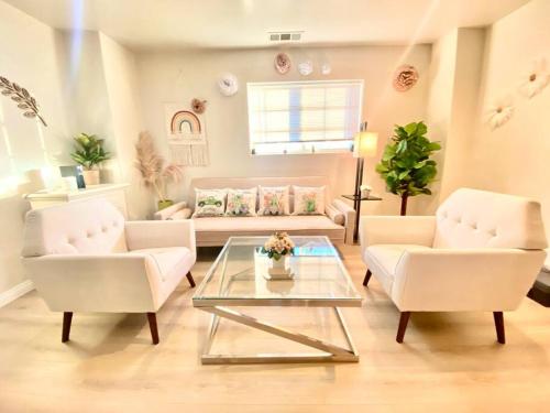 Lincies House 3 in Rosemead, USA