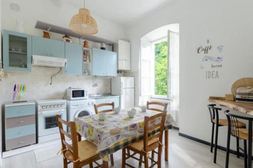  Le Rose di Villa Vittoria nel verde a pochi minuti di auto dalle spiagge in Borgonovo di Mezzanego