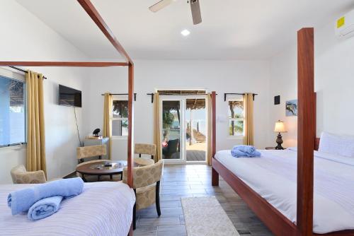 414828608 Parrot Cove Lodge