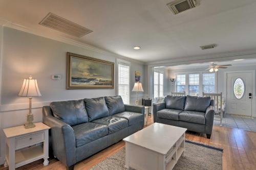 Upscale Galveston Cottage with Wraparound Deck! - image 12