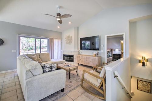 Hot Springs Village Home on Golf Course! in Owensville, USA