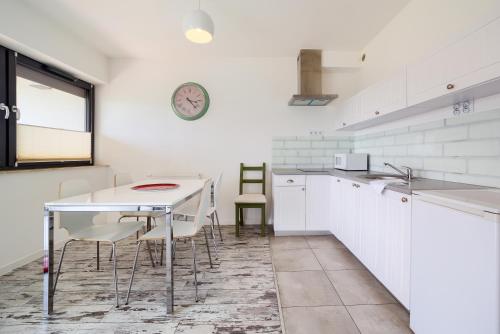 Standard Apartment image 4