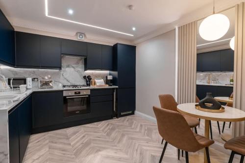 The Wilton Suite - Your Private 5* Escape! - Glasgow