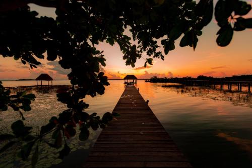 Surrounding environment, Che Bacalar Hostel & Bar Adults Only in Bacalar