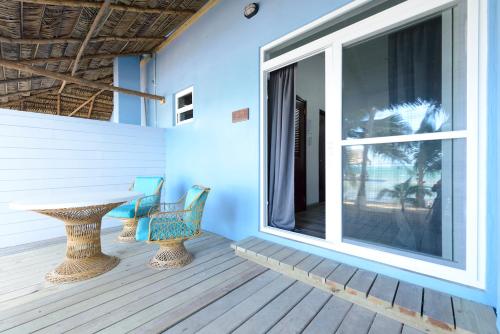 414847202 Parrot Cove Lodge