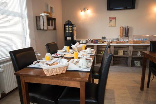 Étterem, Hotel Pacific in Calais Városközpont