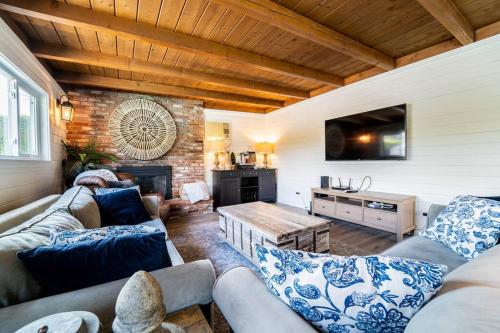 Private Pool Oasis/Disney 15mins /Disney+ HBO/Gym in พลาเซนเทีย (CA)