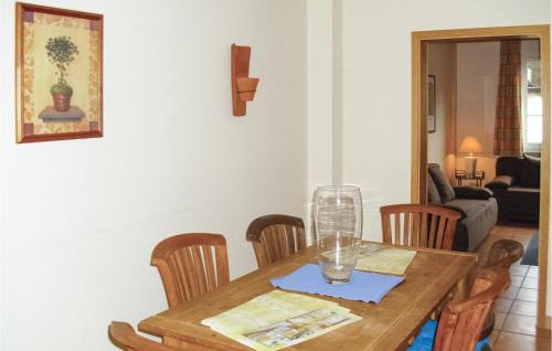 Amazing Apartment In Faberg-heidesee With Wifi