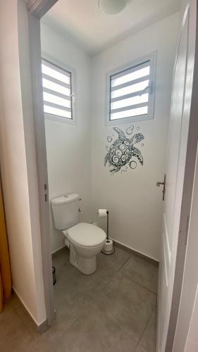Fürdőszoba, Appartement vue mer Chez Ti Louis - Grande Anse in Les Anses-d'Arlet