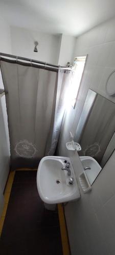 One-Bedroom Apartment image 5