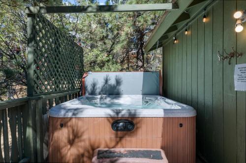 CANYON CREST VIEW - Close to Lake and Slopes in Big Bear Lake, USA