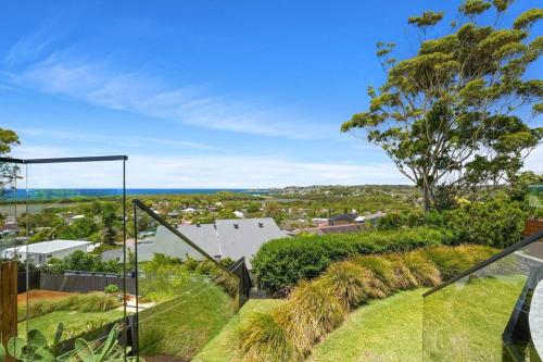 Luxe Terrigal beach Ocean View with Infinity pool in Wamberal