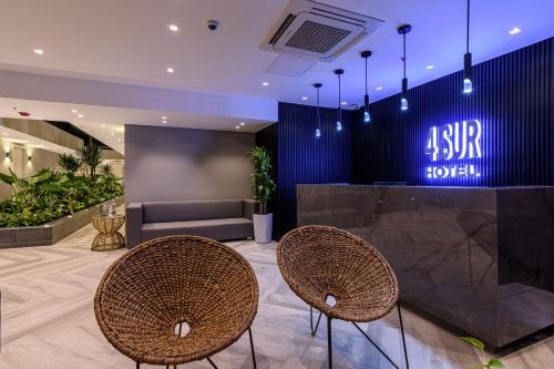 4 Sur Hotel