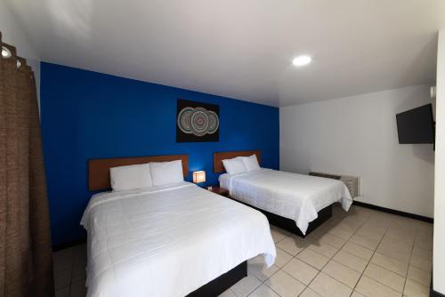 American Inn - main image