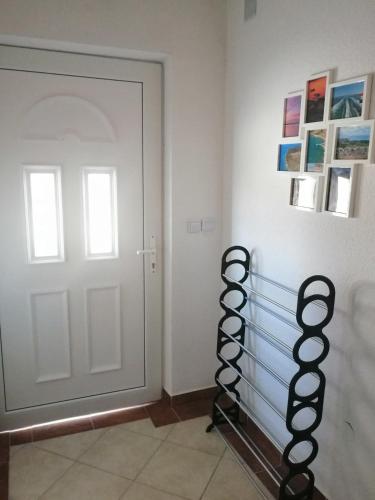 Two-Bedroom Apartment with Balcony and Sea View image 1