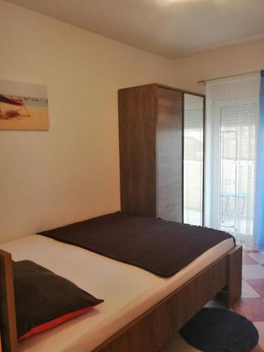 Two-Bedroom Apartment with Balcony image 10