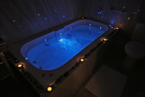 Spa House Boutique Hotel - Petach Tikwa Room Type - Suite with Spa Bath