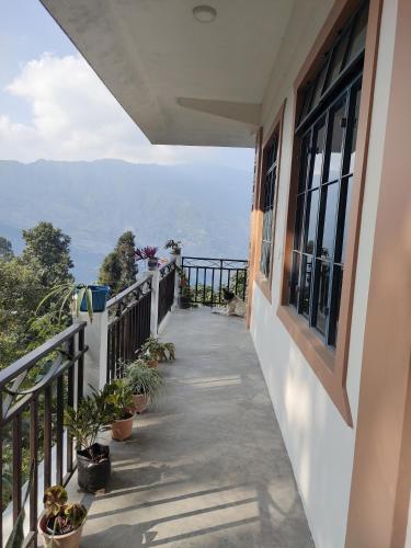 Prakriti Homestay in Lower Mamring Khasmahal