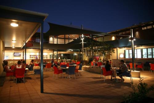 Bar/lounge, Beaches of Broome in Broome
