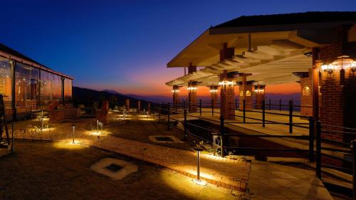 Hotellet från utsidan, Soaltee Westend Resort Nagarkot in Nagarkot