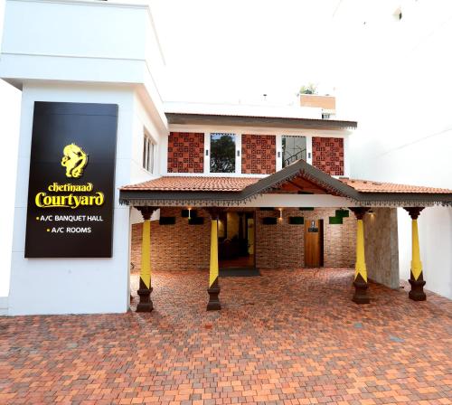 Chetinaad Courtyard Gandhipuram by Centre Park