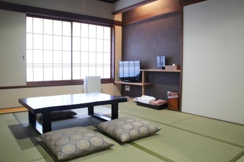 Japanese-Style Triple Room with Shared Bathroom - Non-Smoking