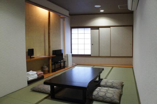 Japanese-Style Family Room with Shared Bathroom - Non-Smoking