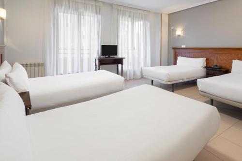 Hotel Victoria - image 2