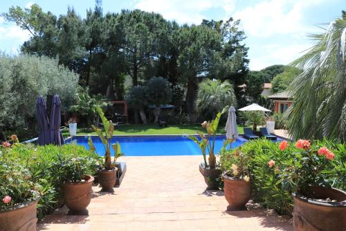 Villa peacock