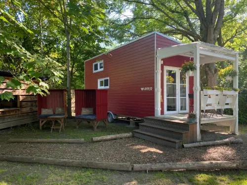 Tiny House Wupper im PIER9 Tiny House Hotel in Hamm, Deutschland