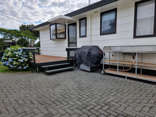 Hosts on the Coast Mum and Dads Place