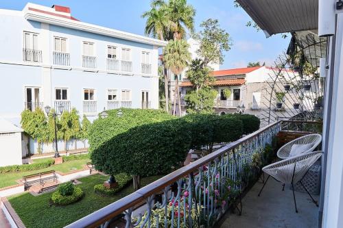 AmazINN Places private Splash Pool and relaxing Sound of Sea