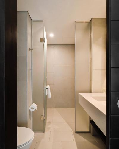 TRIPLE E HOTEL Metro Ben Thanh Room Type - SaiGon Breath