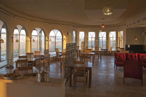 Restaurant, Arava Land in Tsukim